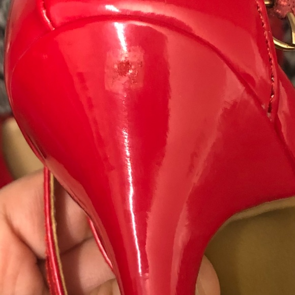 Red strap heels - Picture 7 of 12